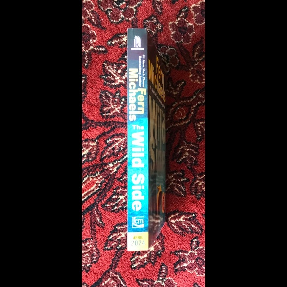 FERN MICHAELS / BESTSELLING AUTHOR “The Wild Side” Advance Reader’s Edit… - Picture 3 of 3